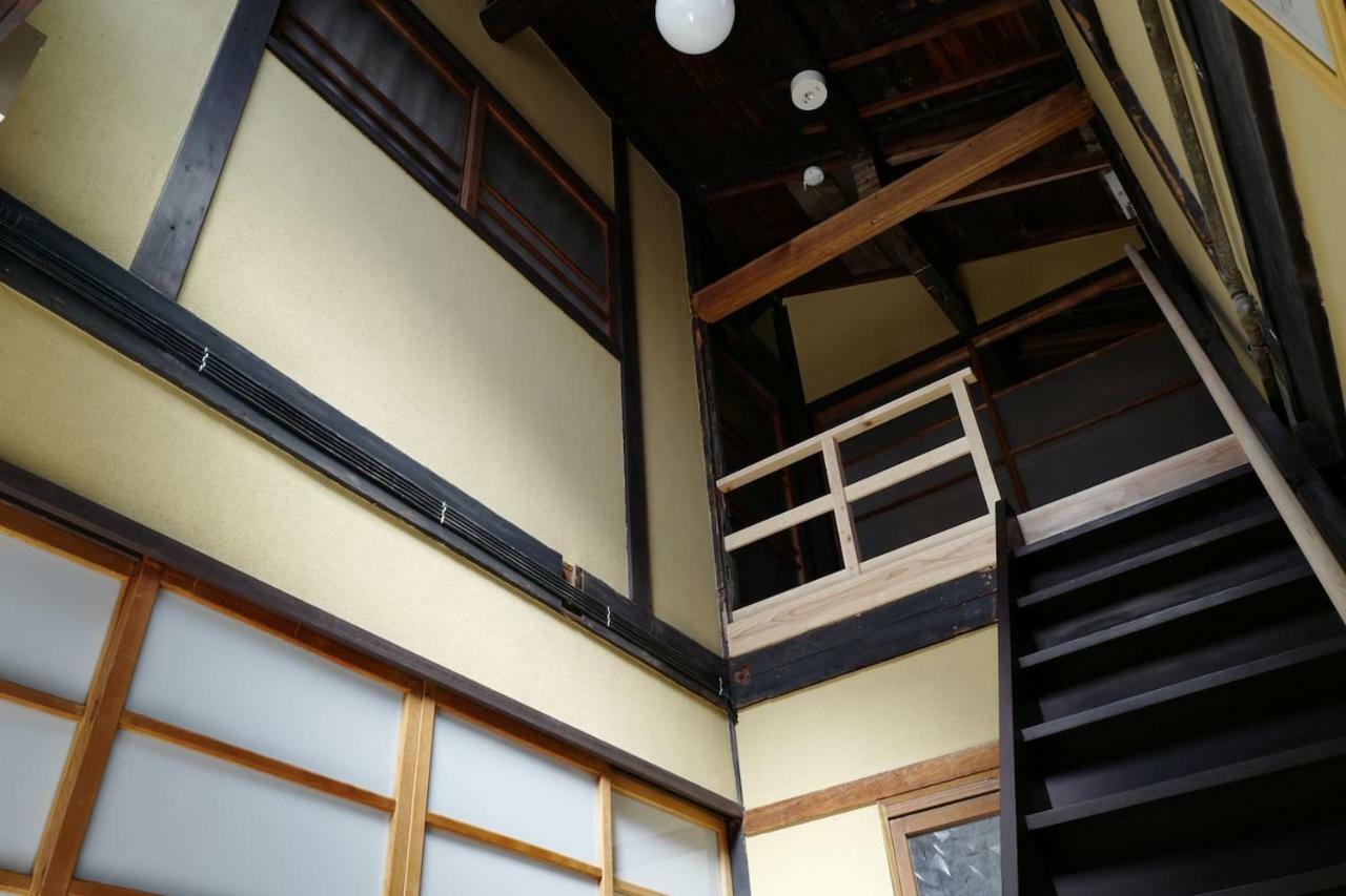 Honmachi Shin 5-chome North Apartment